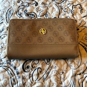 Adrienne Vittadini Wallet